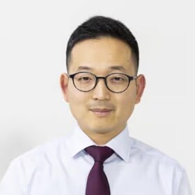 Staff member Bob Kim from ID_5d6a62