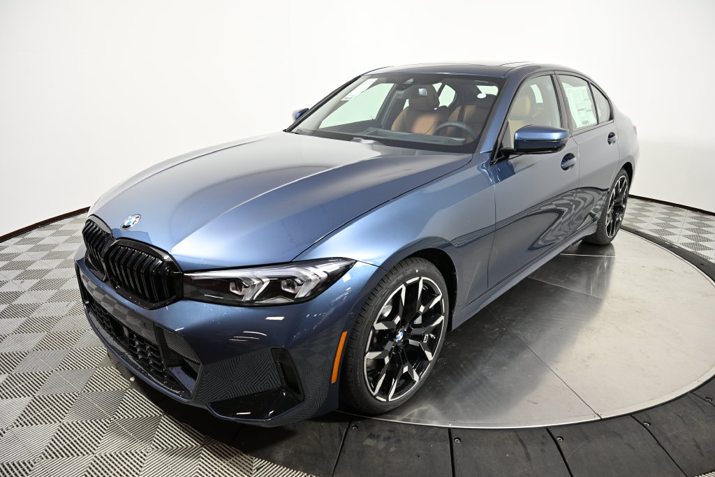  BMW 330i