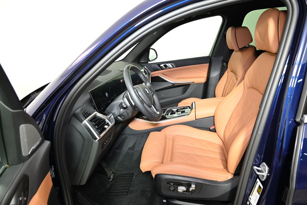 2026 BMW X5 40i - Photo 14