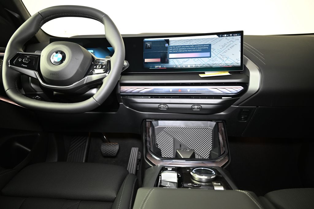 2026 BMW X3 30 - Photo 16