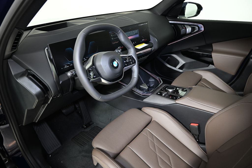 2026 BMW X3 30 - Photo 15