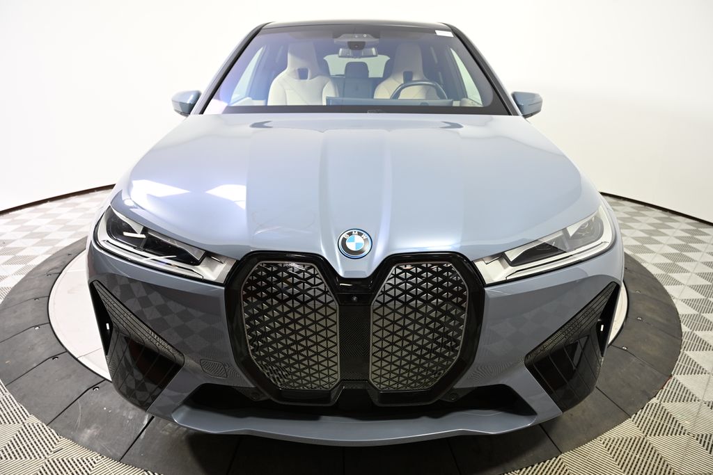 2025 BMW iX 50 - Photo 8