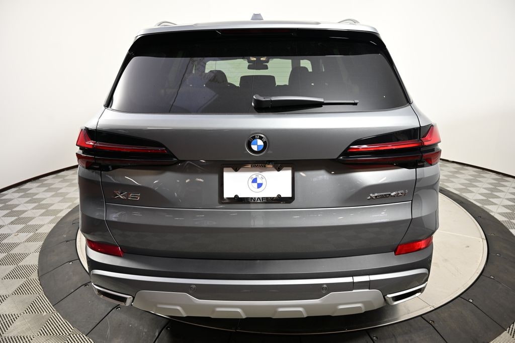 New 2026 BMW X5 xDrive40i SUV
