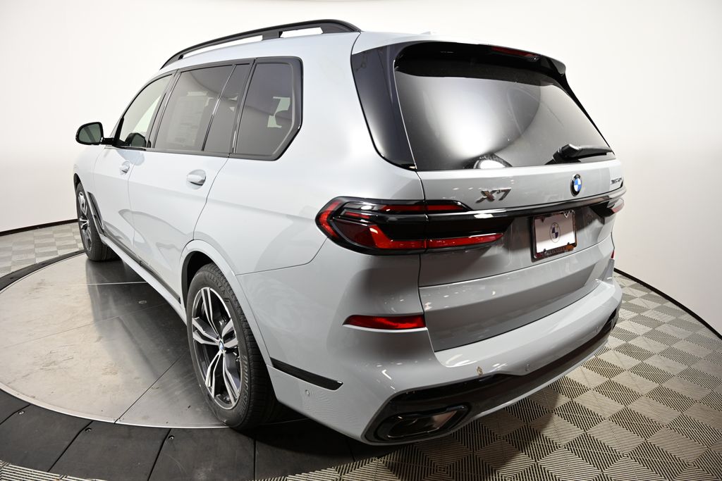 New 2027 BMW X7 xDrive40i SUV