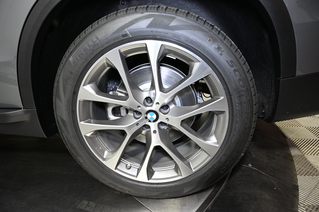 2026 BMW X5 40i - Photo 12