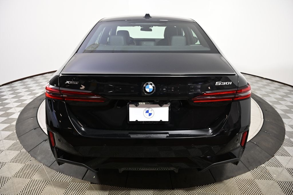 New 2027 BMW 530i xDrive Sedan