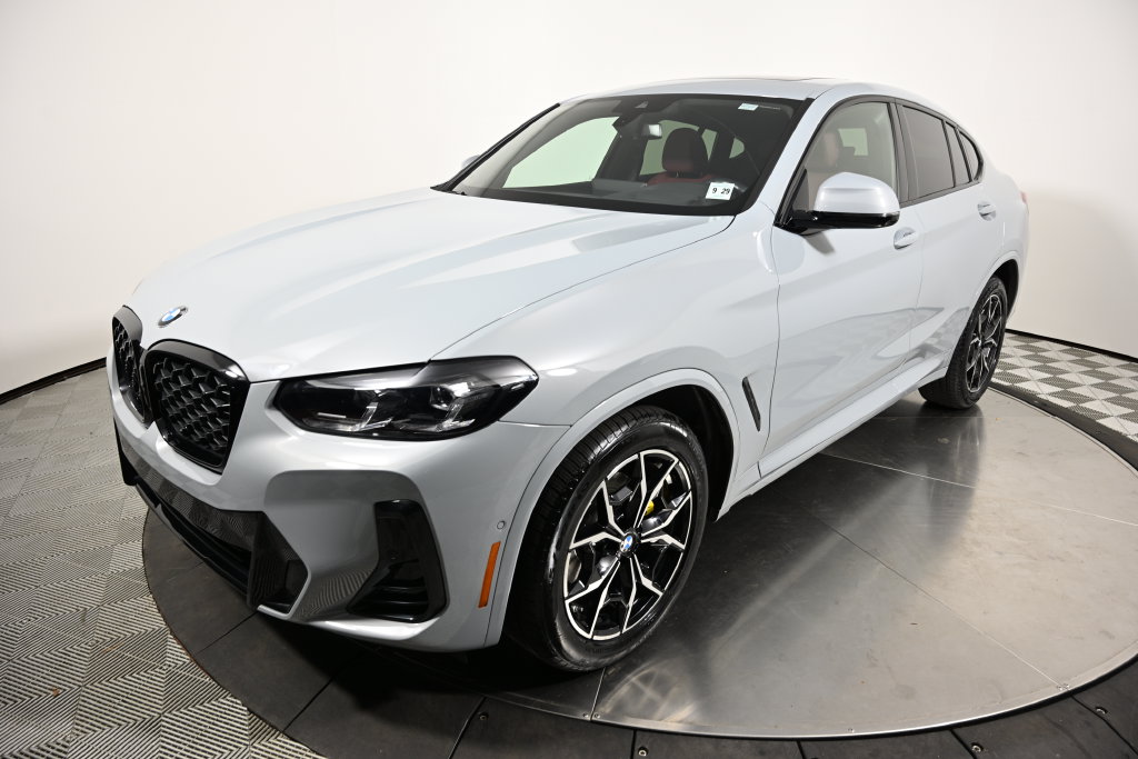 2025 BMW X4
