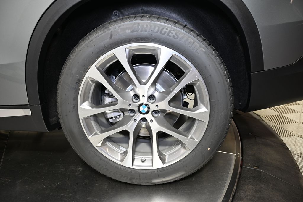 2026 BMW X5 40i - Photo 12