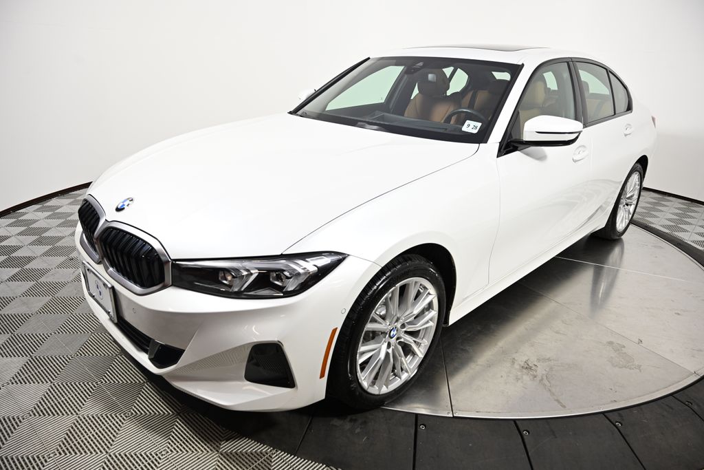 2023 BMW 330i Sedan 