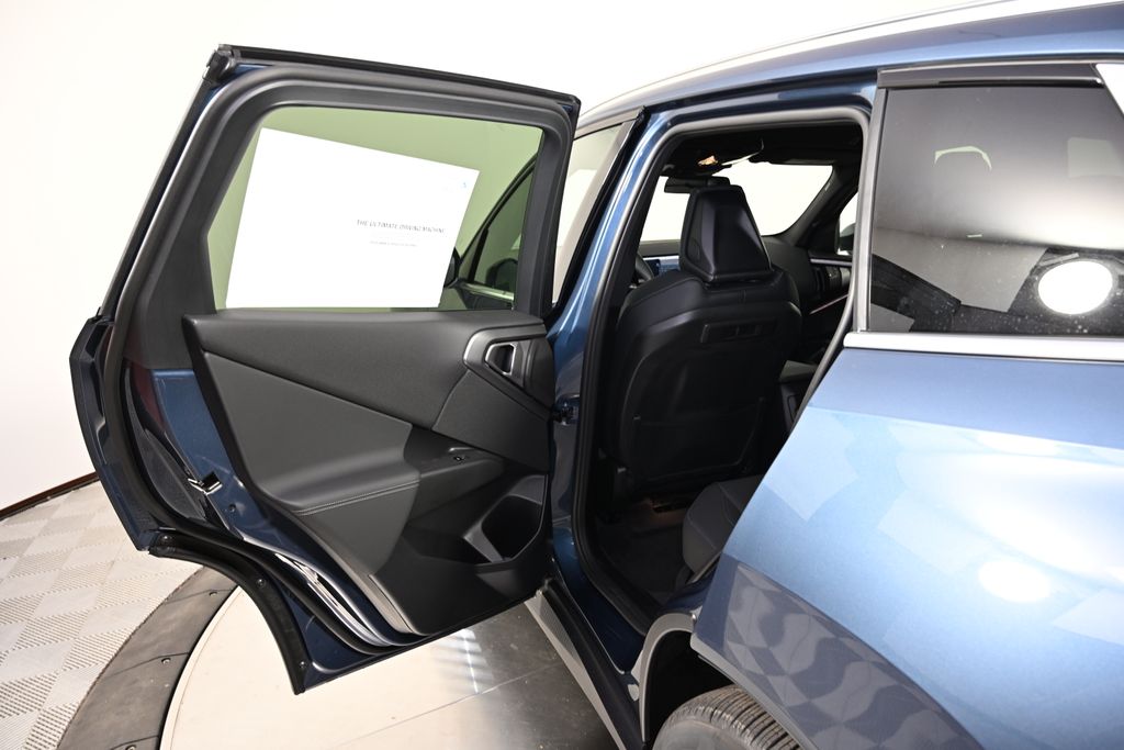 2026 BMW X3 30 - Photo 23