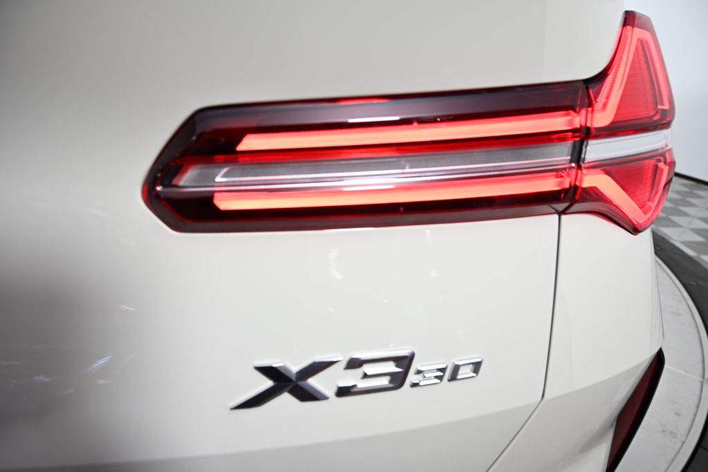 2026 BMW X3 30 - Photo 11