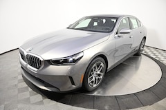 2027 BMW 530i xDrive Sedan
