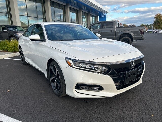 2019 Honda Accord Sport photo 4