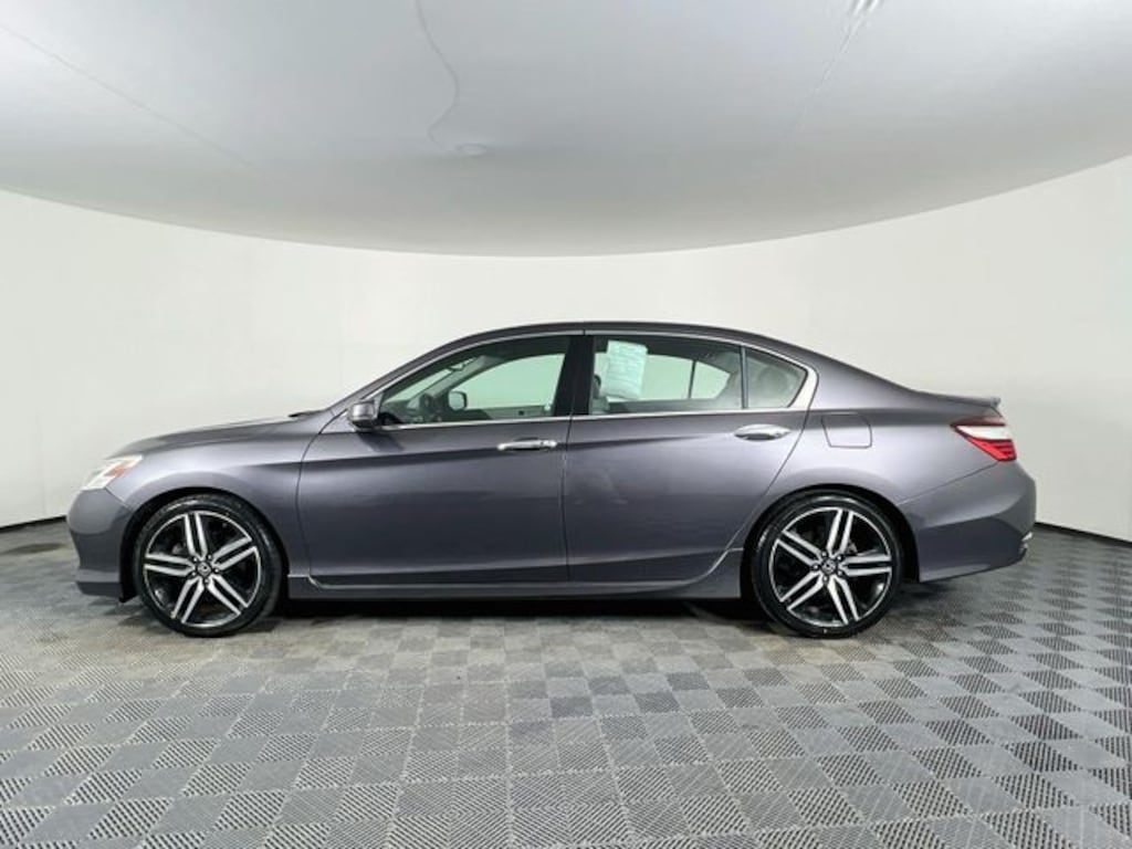 Used 2017 Honda Accord Touring Sedan