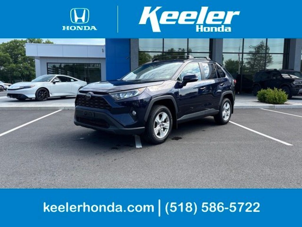 Used 2021 Toyota RAV4 XLE SUV