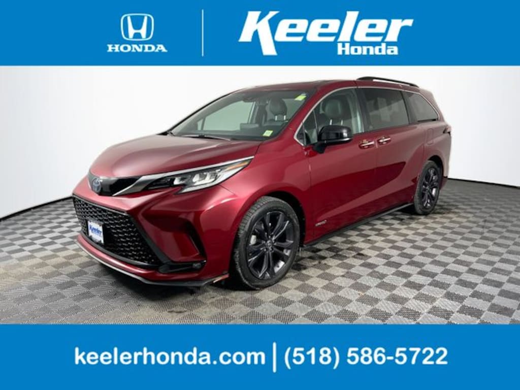 Used 2021 Toyota Sienna XSE 7 Passenger Van