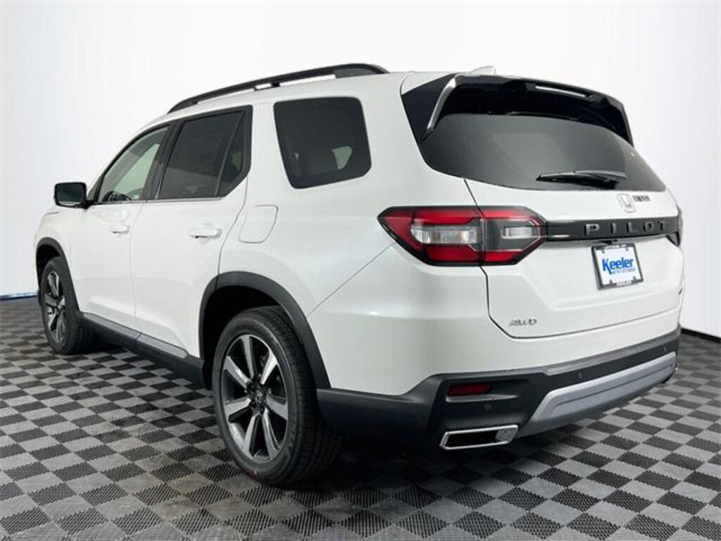 New 2025 Honda Pilot Touring SUV