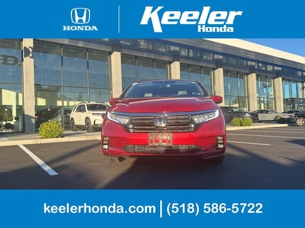 2022 Honda Odyssey Touring Van 5FNRL6H81NB067789