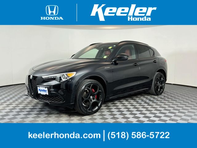 2022 Alfa Romeo Stelvio Ti Veloce AWD's photo