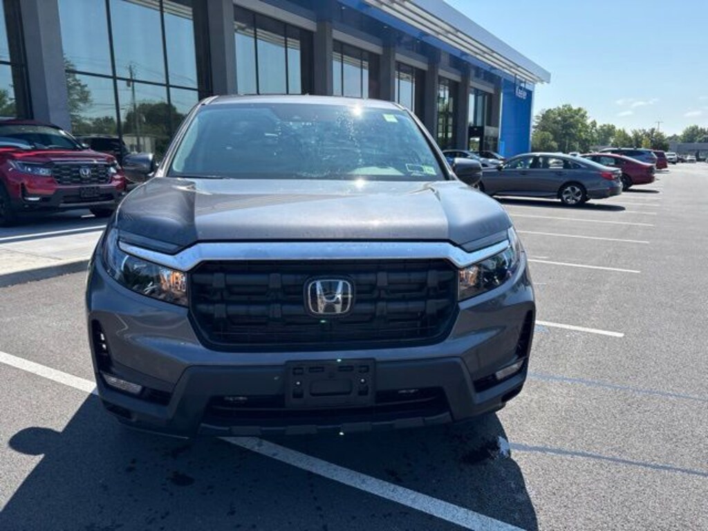 Certified 2025 Honda Ridgeline RTL Truck Crew Cab