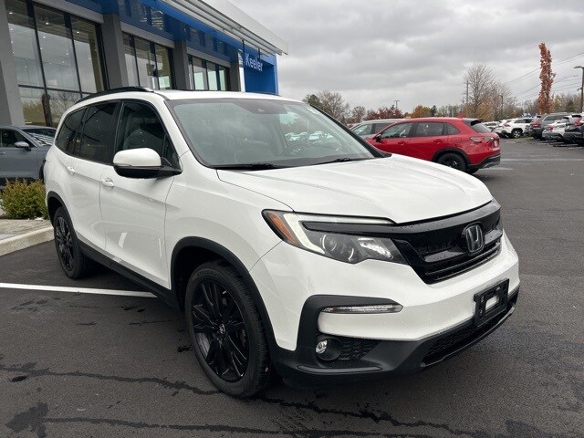 2021 Honda Pilot Special Edition photo 2