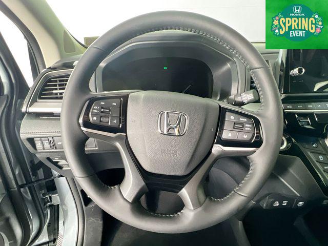2026 Honda Odyssey Touring - Photo 11