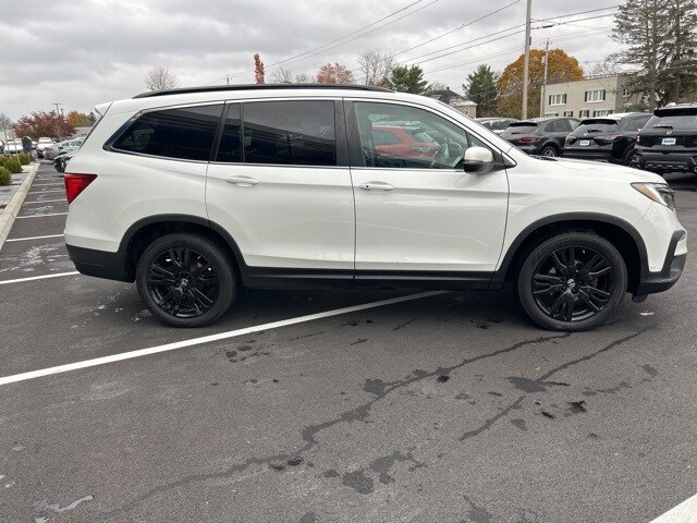 2021 Honda Pilot Special Edition photo 3