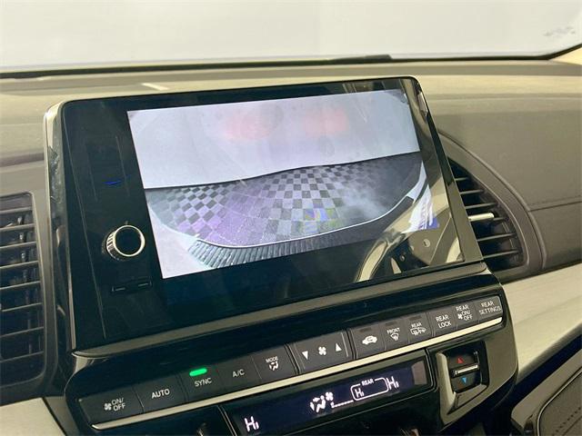 2026 Honda Odyssey Touring - Photo 14