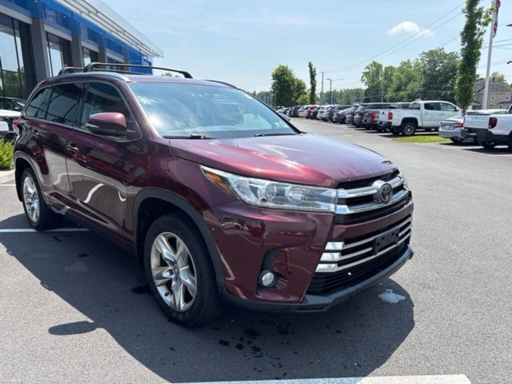 Used 2018 Toyota Highlander Limited SUV