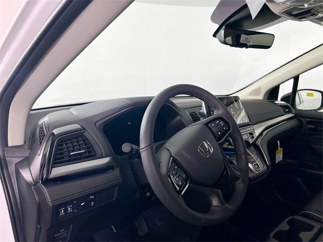 2026 Honda Odyssey Touring - Photo 10
