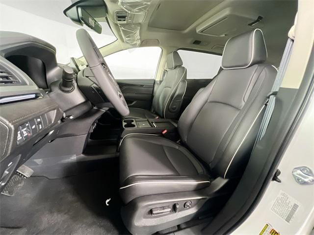 2026 Honda Odyssey Touring - Photo 19