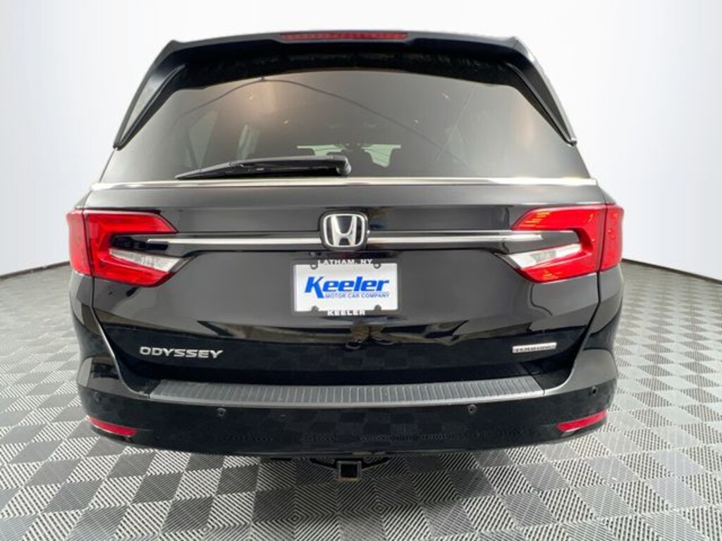 Used 2022 Honda Odyssey Touring Van