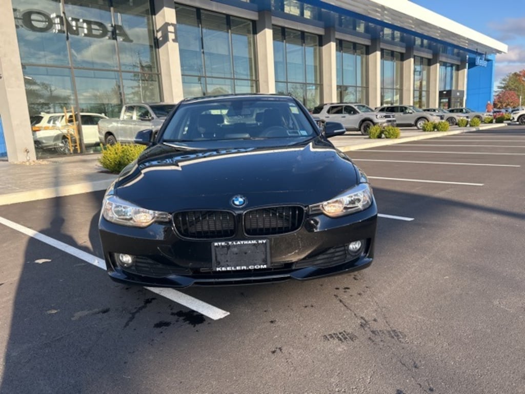 Used 2014 BMW 320i xDrive 320i xDrive Sedan