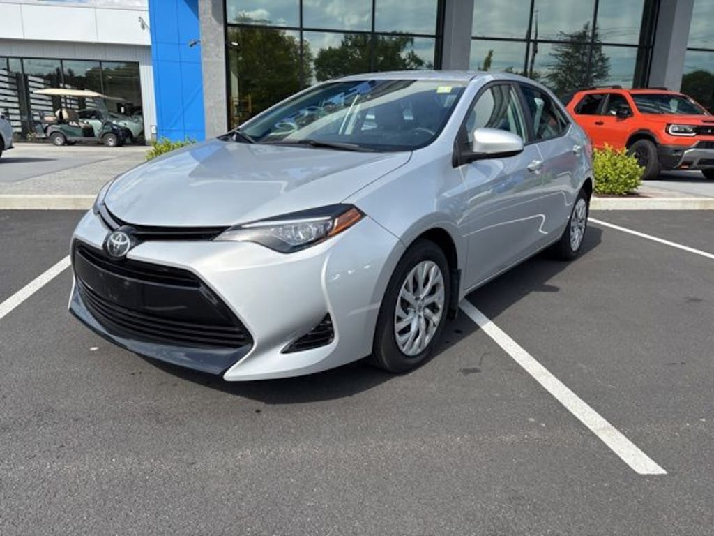 Used 2017 Toyota Corolla LE Sedan