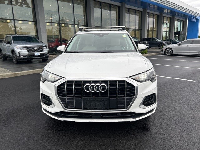 2020 Audi Q3 Premium photo 3