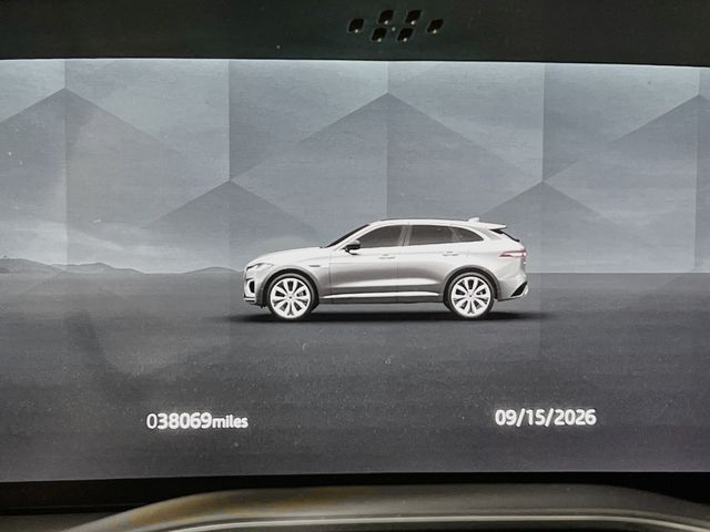2023 Jaguar F-Pace S - Photo 13