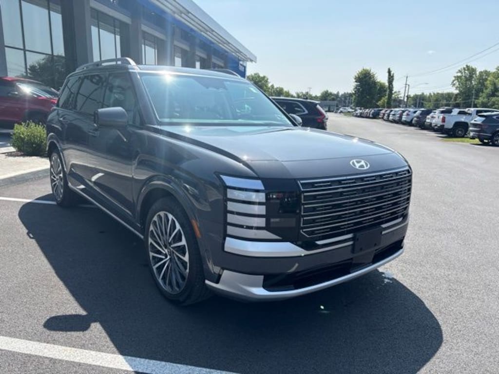 Used 2026 Hyundai Palisade Hybrid Calligraphy SUV