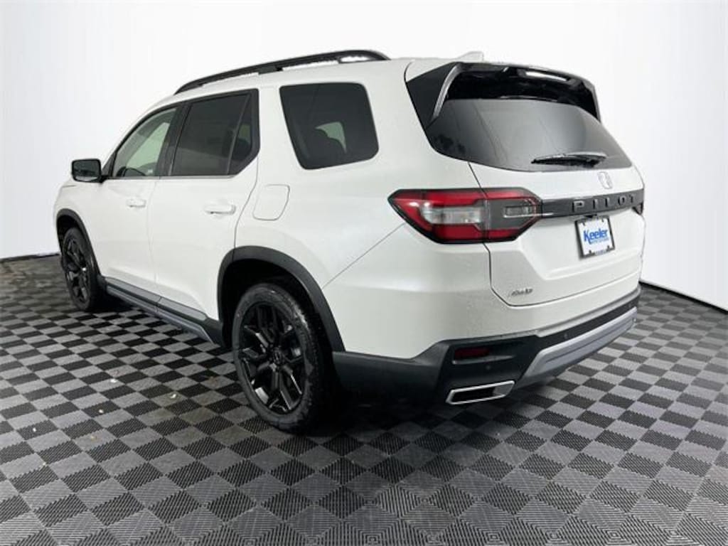 New 2025 Honda Pilot Touring SUV