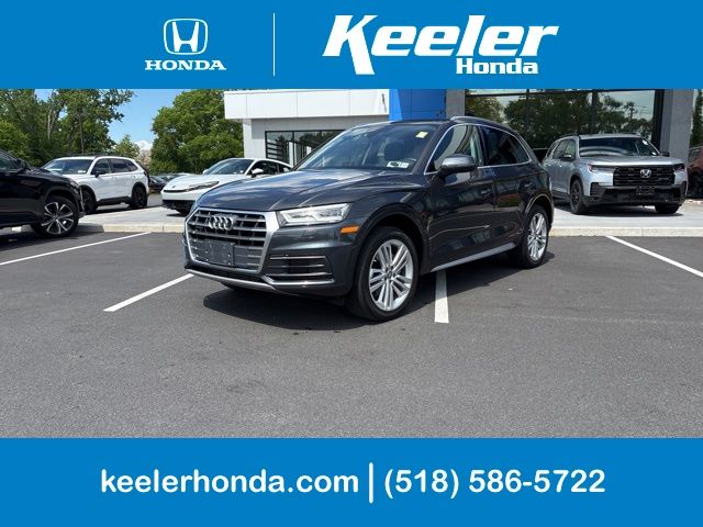 2018 Audi Q5 2.0T quattro S tronic Premium Plus's photo