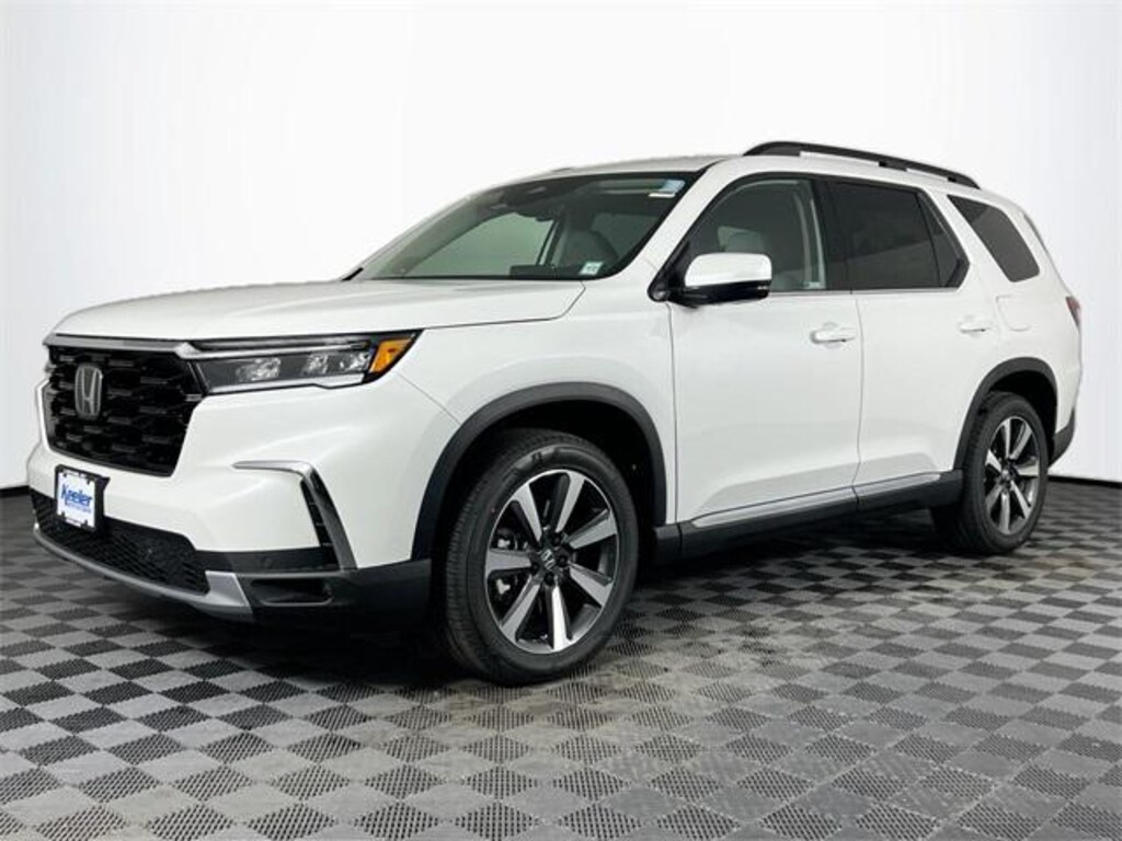 New 2025 Honda Pilot Touring SUV