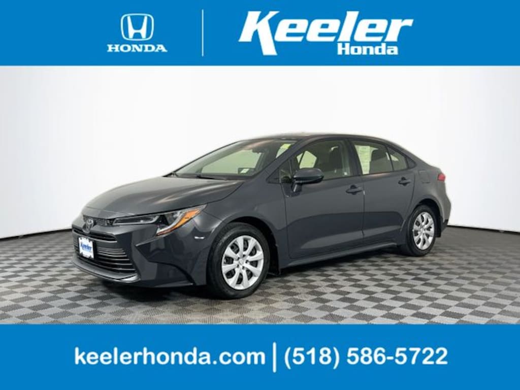 Used 2023 Toyota Corolla LE Sedan