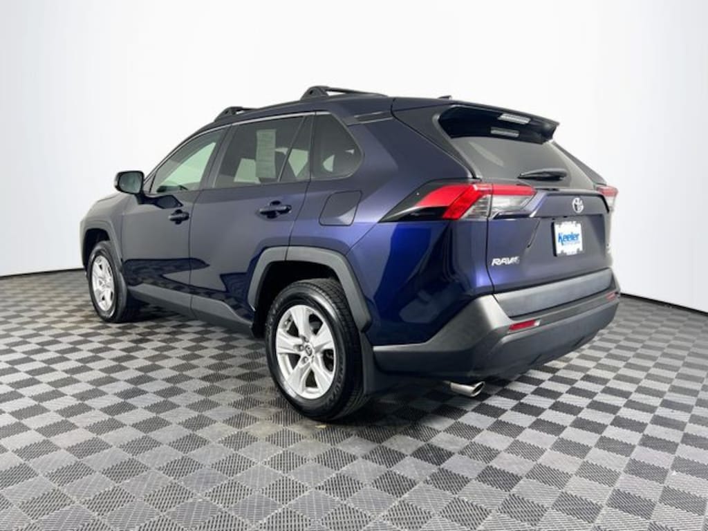 Used 2021 Toyota RAV4 XLE SUV
