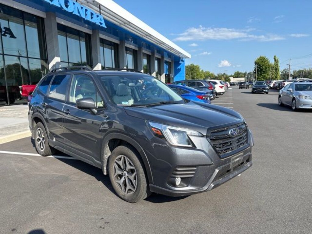 Used 2022 Subaru Forester Premium SUV