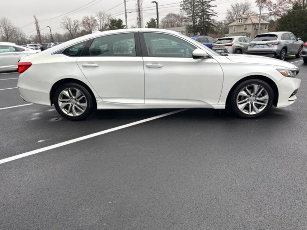 Used 2018 Honda Accord LX Sedan