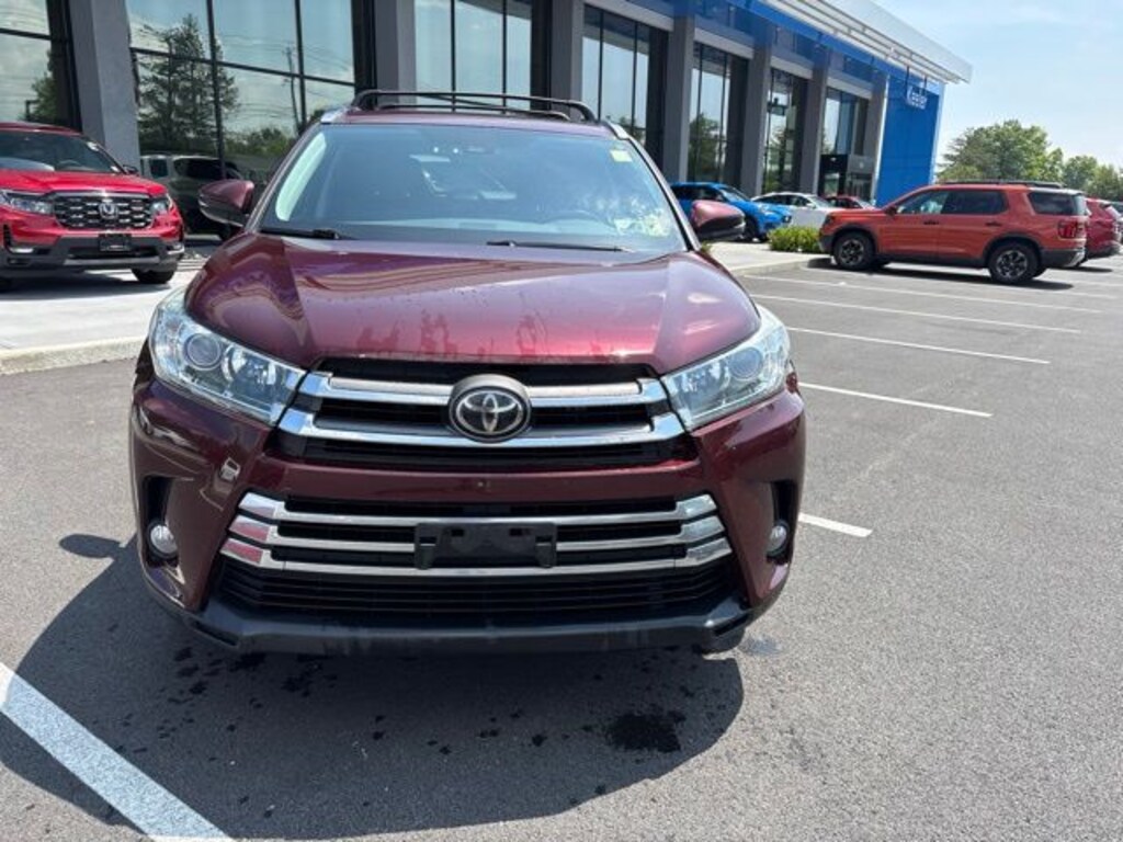 Used 2018 Toyota Highlander Limited SUV