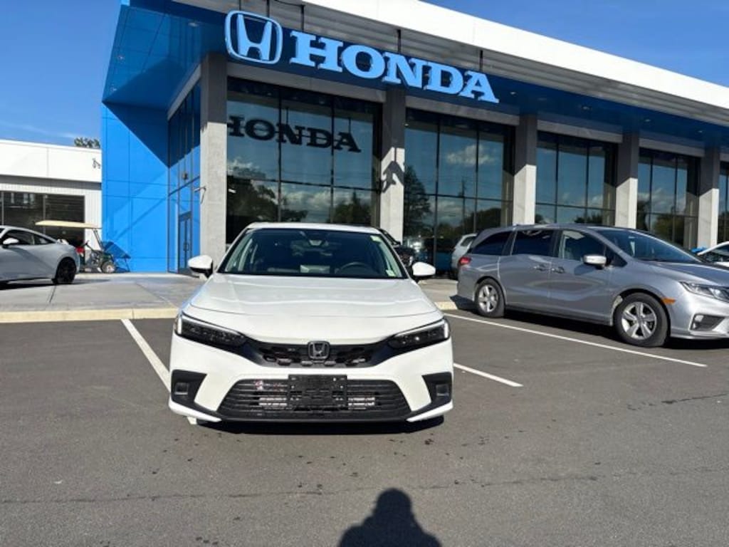 Certified 2024 Honda Civic EX-L Hatchback