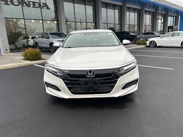2018 Honda Accord LX photo 2