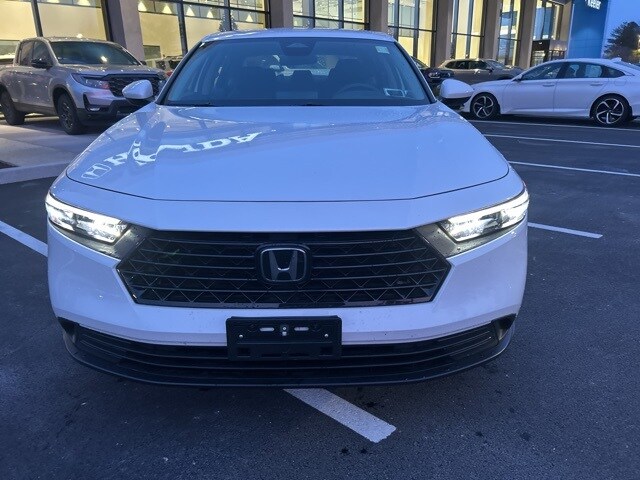 2023 Honda Accord LX photo 2