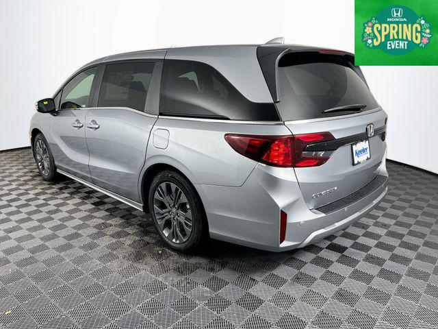 2026 Honda Odyssey Touring - Photo 4