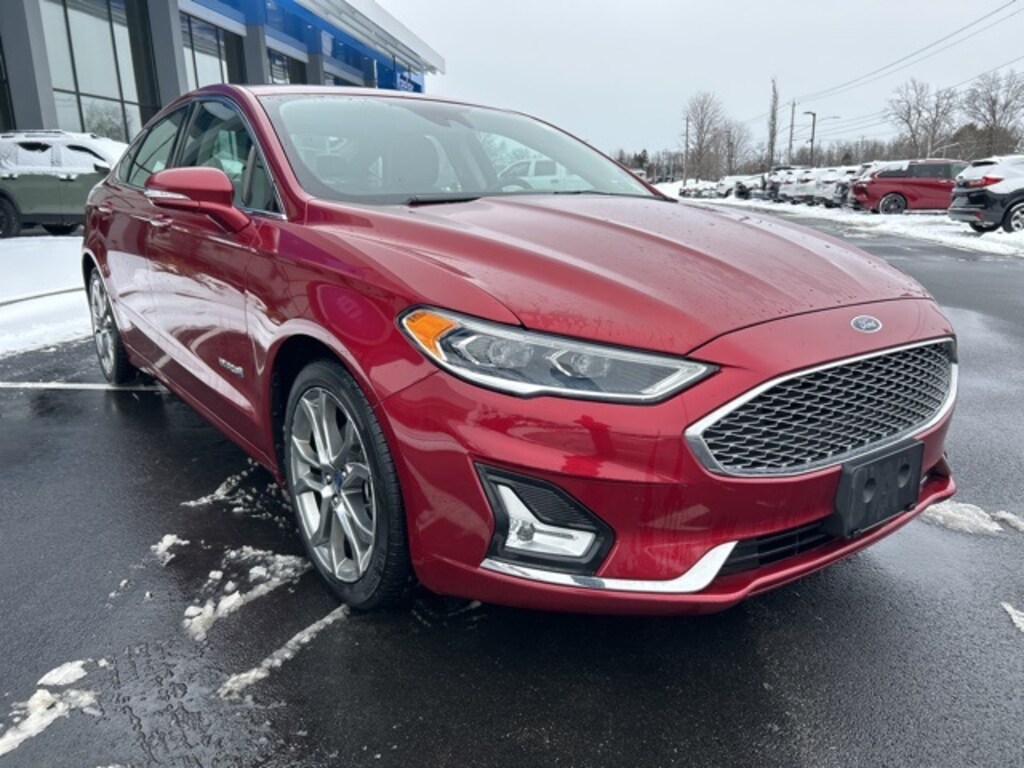 Used 2019 Ford Fusion Hybrid Titanium Sedan